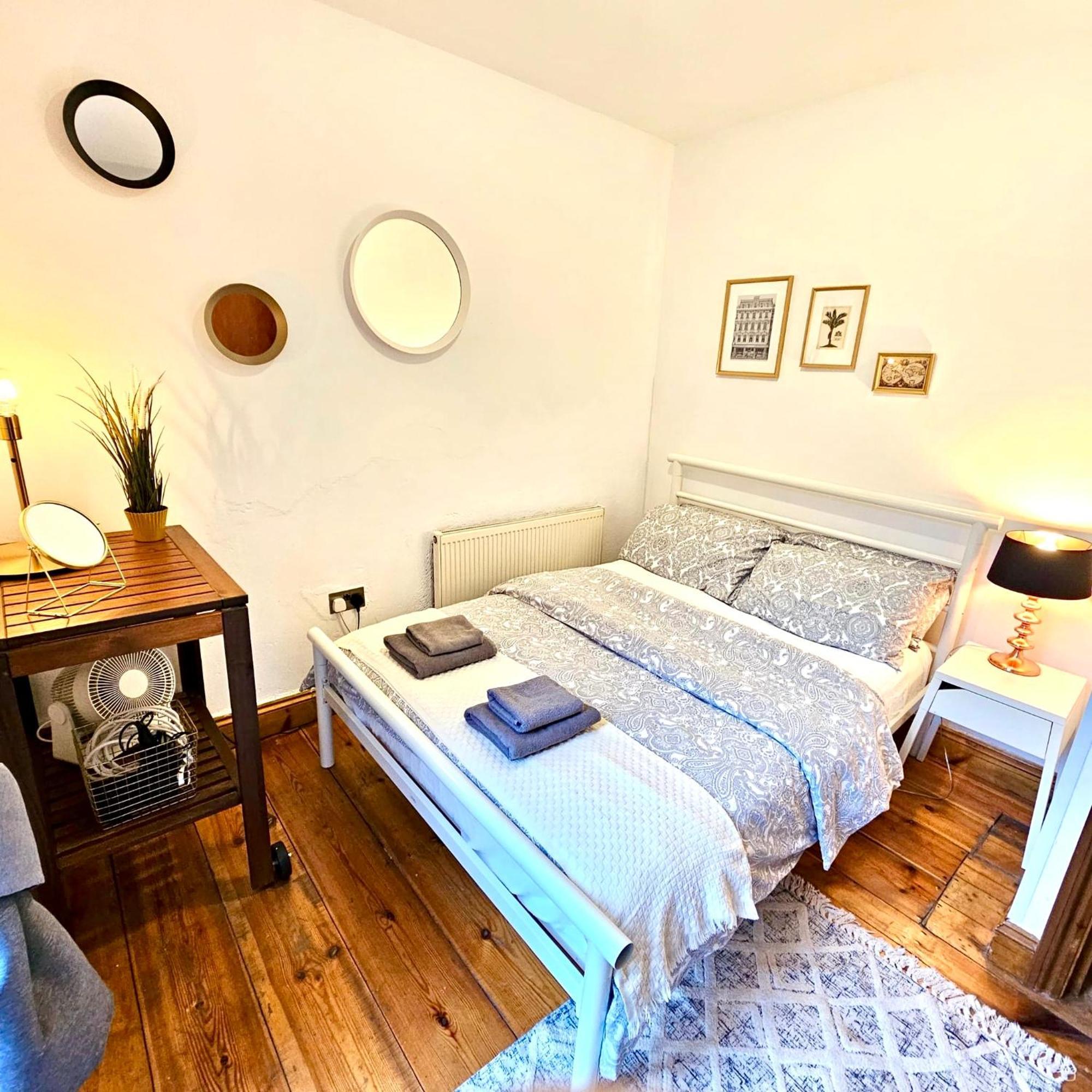 Lovely 1 Bed Apartment 2 Min To Station London Exterior photo